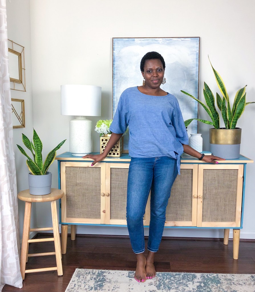 DIY storage cabinet transformation. IKEA furniture transformation.
DIY Console doors. DIY Cabinet Doors. DIY Woven doors. DIY Burlap doors. DIY painted furniture. How to paint furniture.