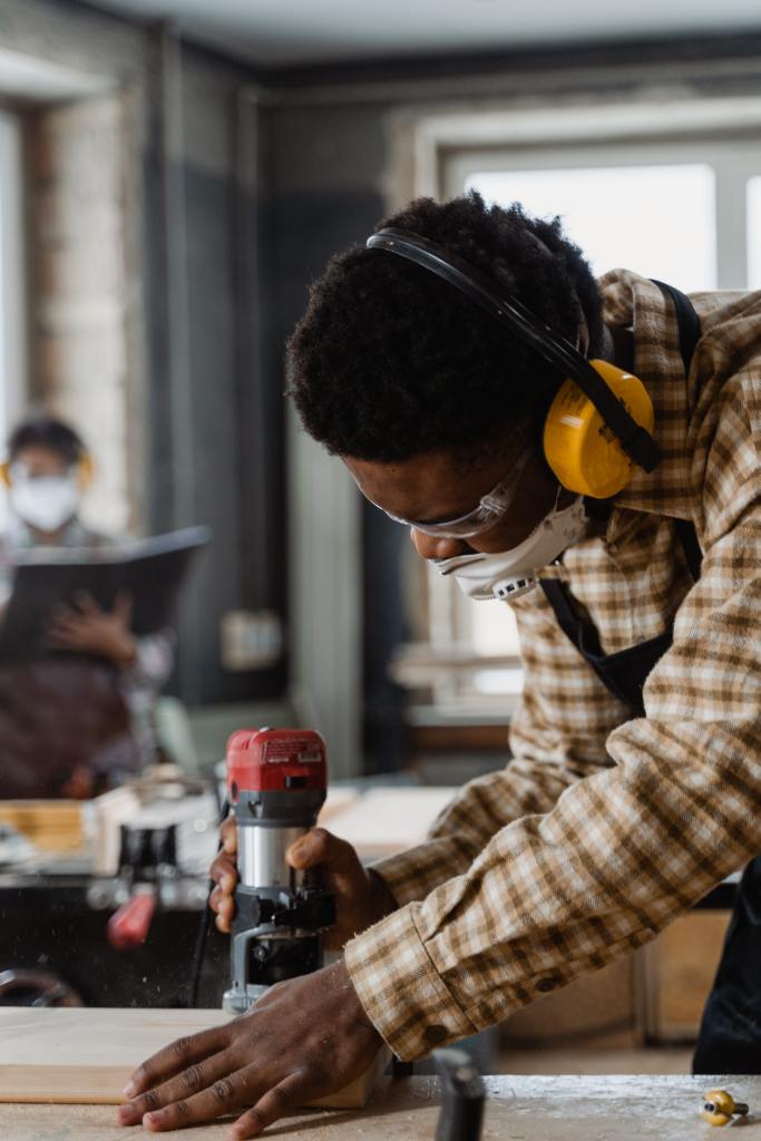 beginner woodworker tips and trick, woodworking best practices